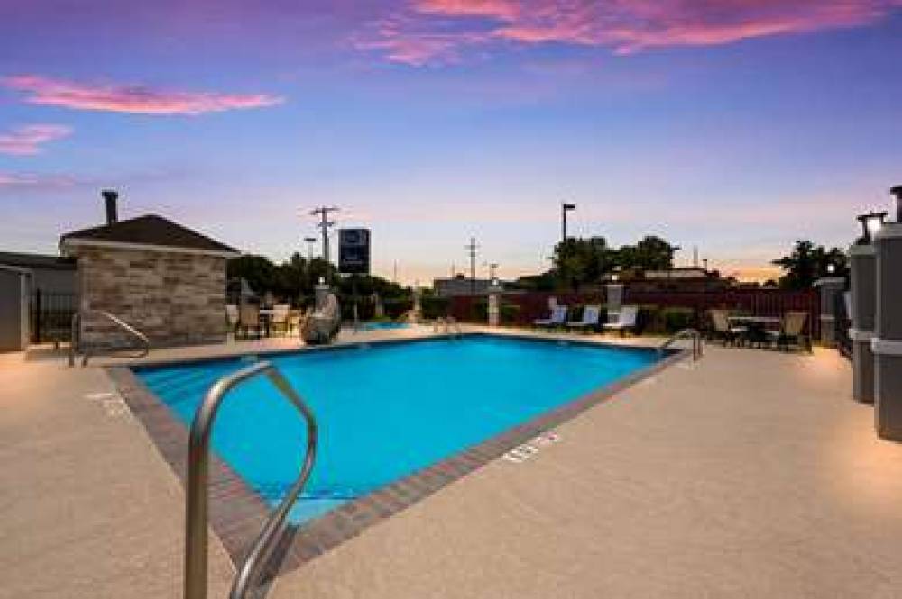 Best Western Huntsville Inn & Suites 2