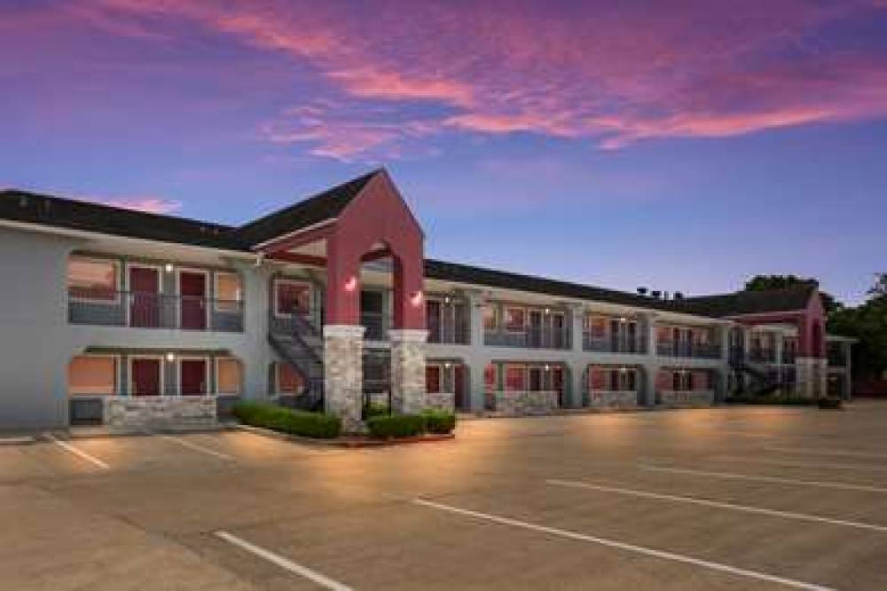 Best Western Huntsville Inn & Suites 5