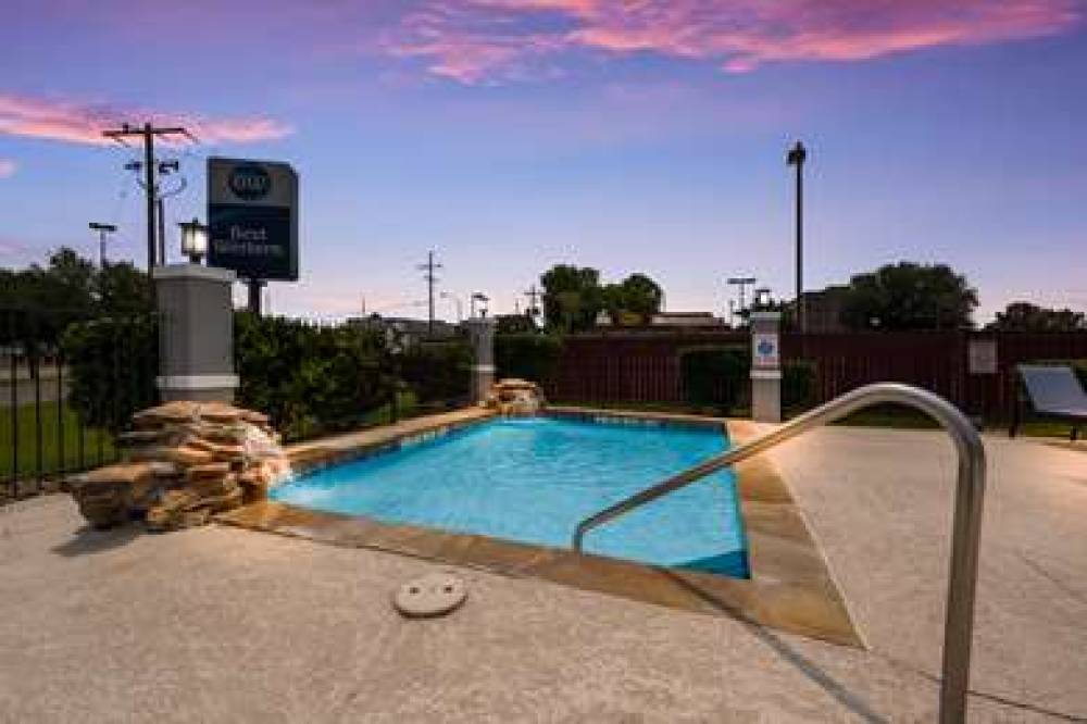 Best Western Huntsville Inn & Suites 4