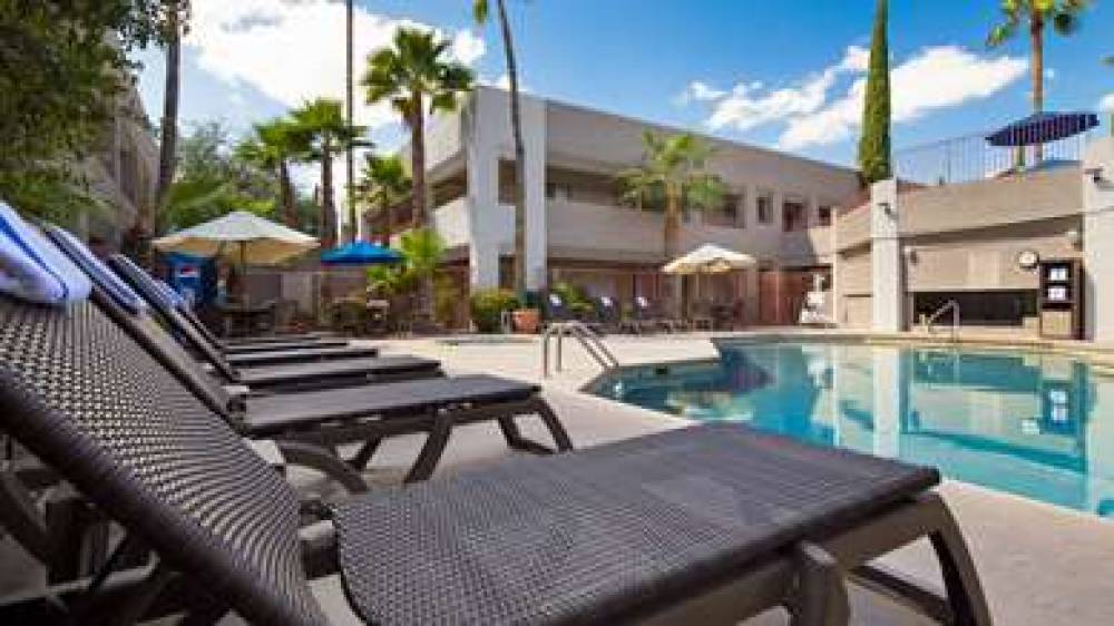 Best Western InnSuites Tucson Foothills Hotel & Suites 7