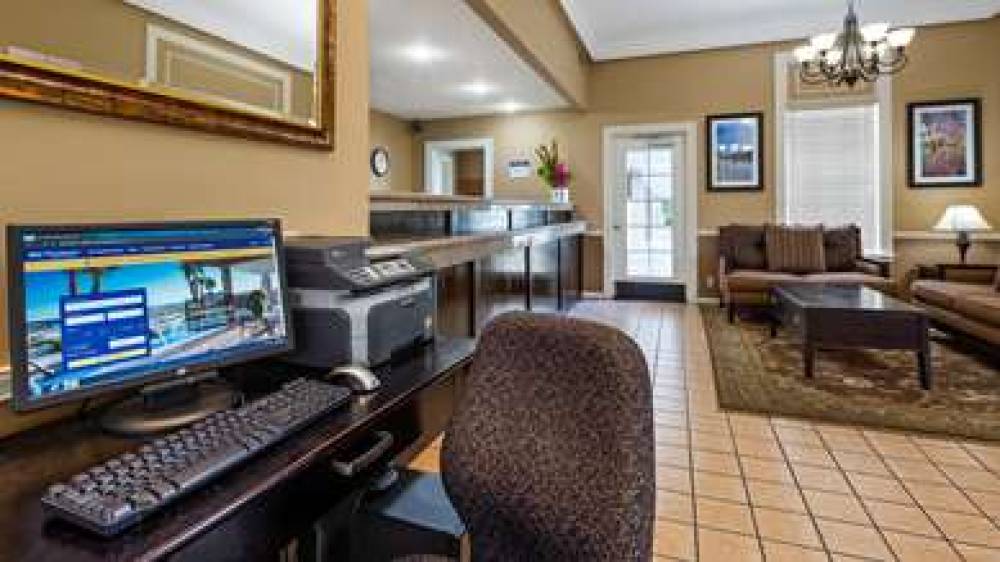 Best Western Lakewood 4