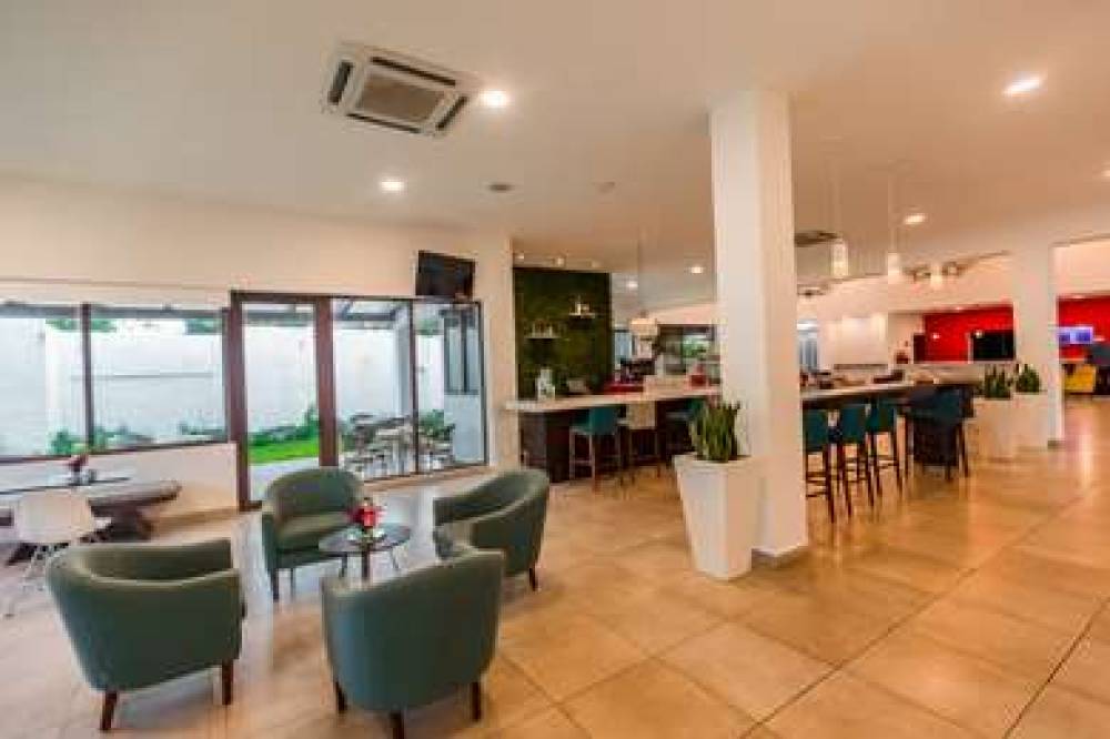 Best Western Las Mercedes Airport 9