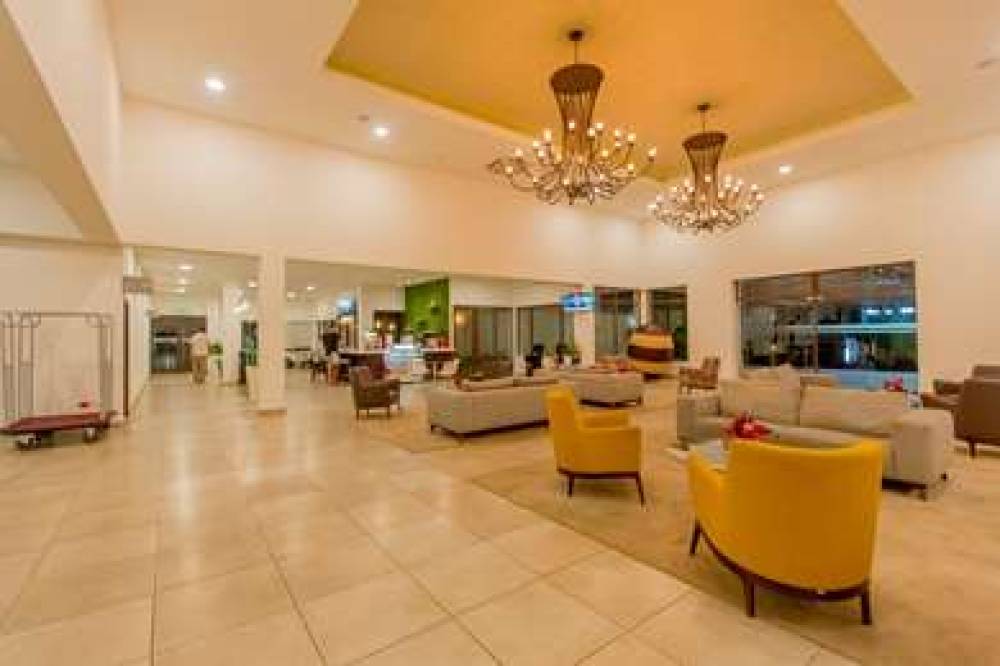 Best Western Las Mercedes Airport 5