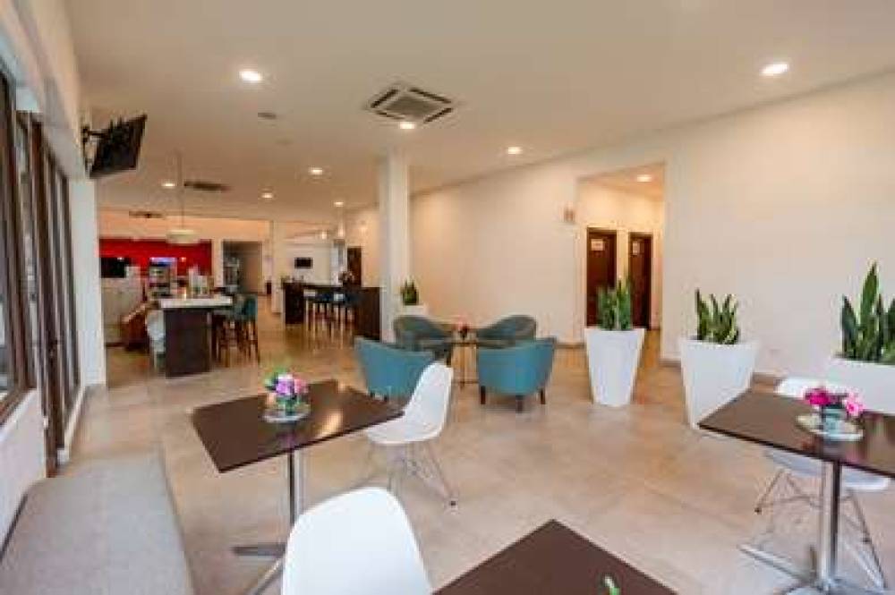 Best Western Las Mercedes Airport 10