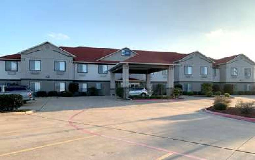 Best Western Limestone Inn & Suites 1