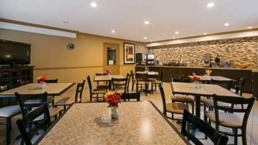 Best Western Maple Ridge Hotel 10