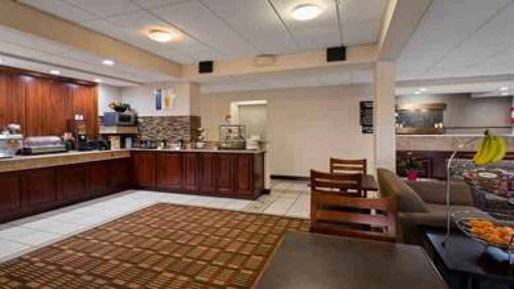 Best Western Monroe Inn 5