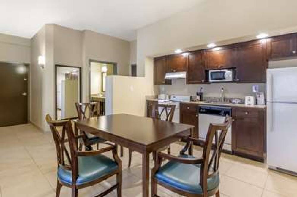 Best Western Naples Plaza Hotel 5