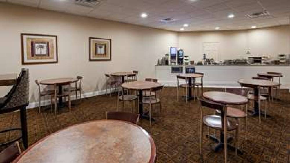 Best Western Ocean City Hotel & Suites 9