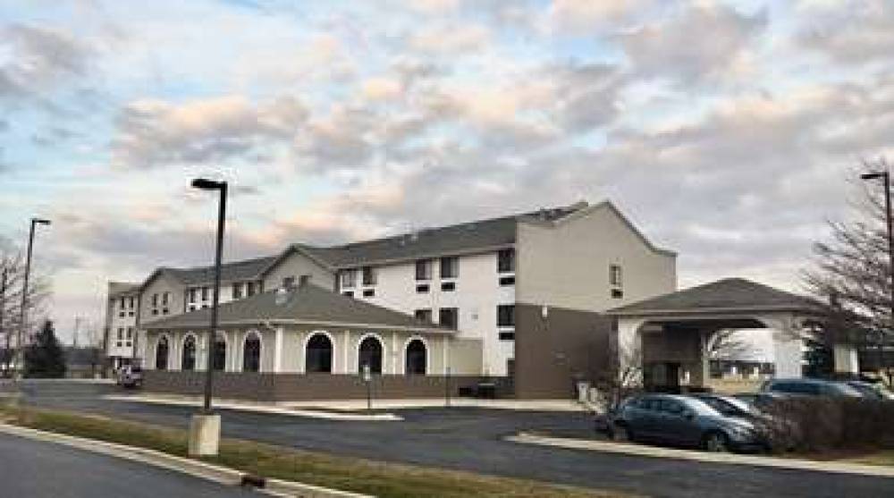 Best Western Oswego Hotel 1