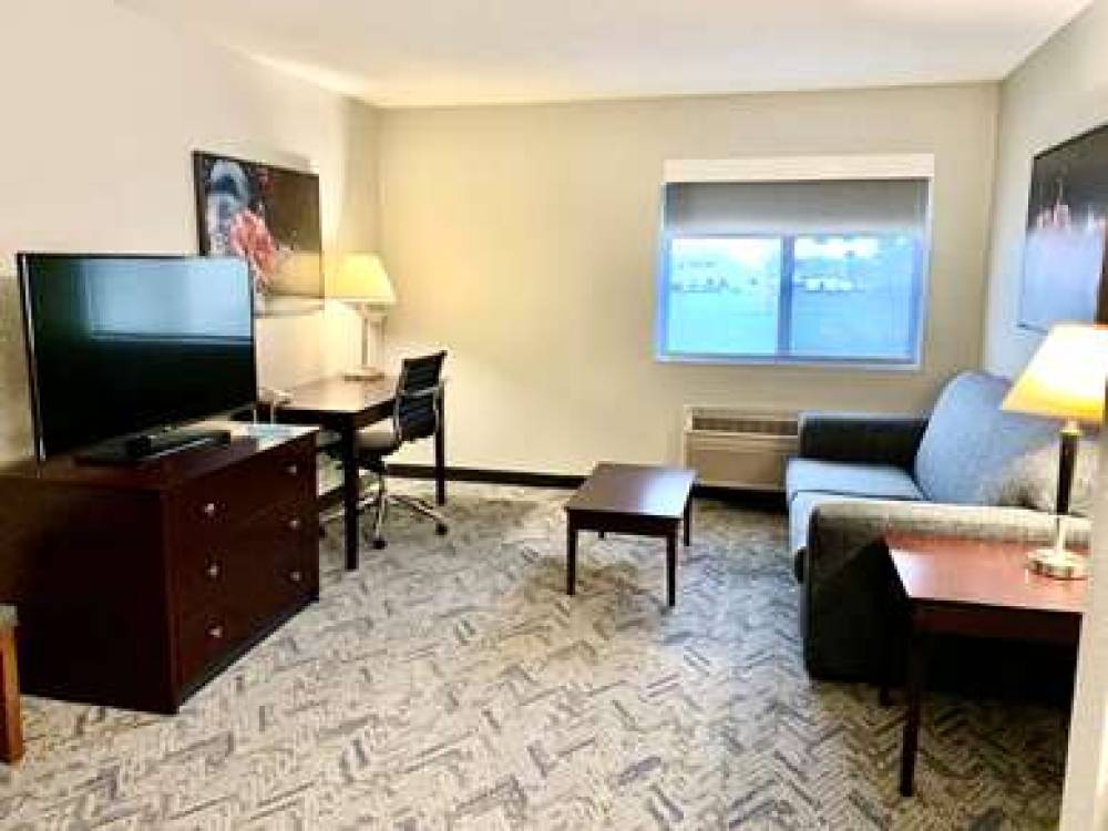 Best Western Oswego Hotel 10