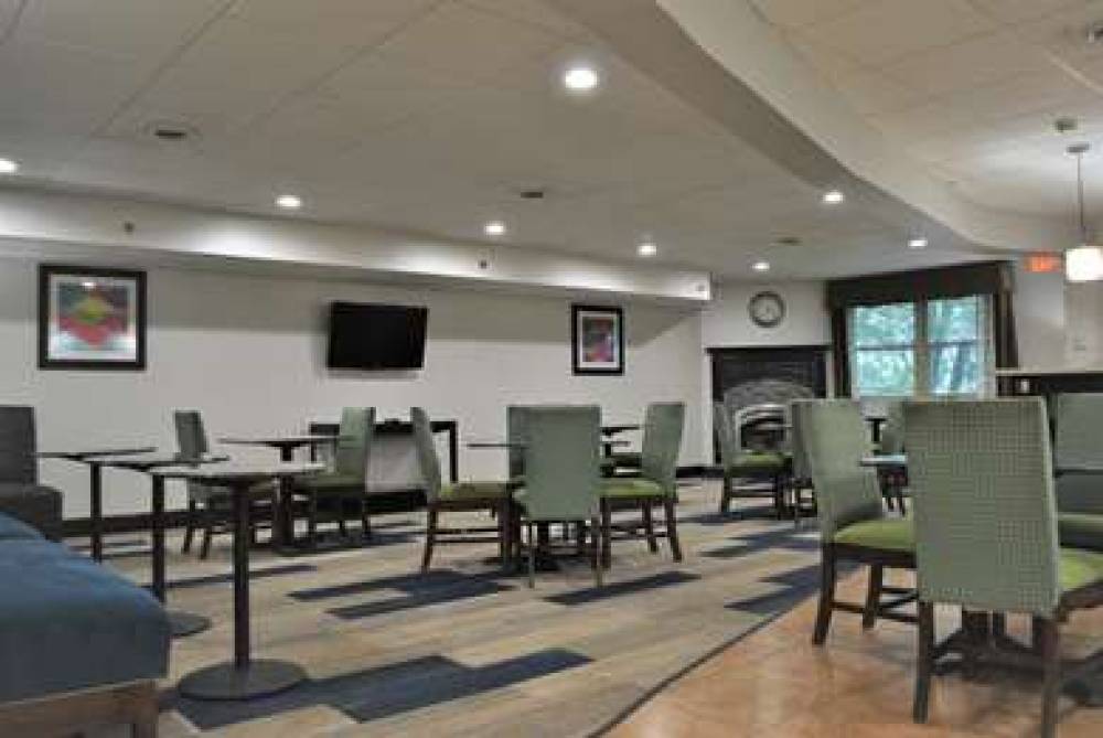 Best Western Owego Inn 4