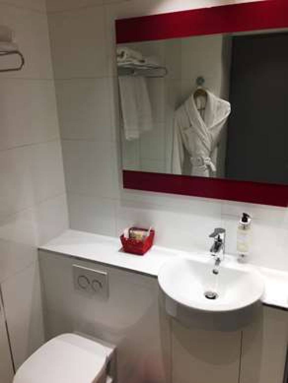 Best Western Paris Saint-Quentin 10