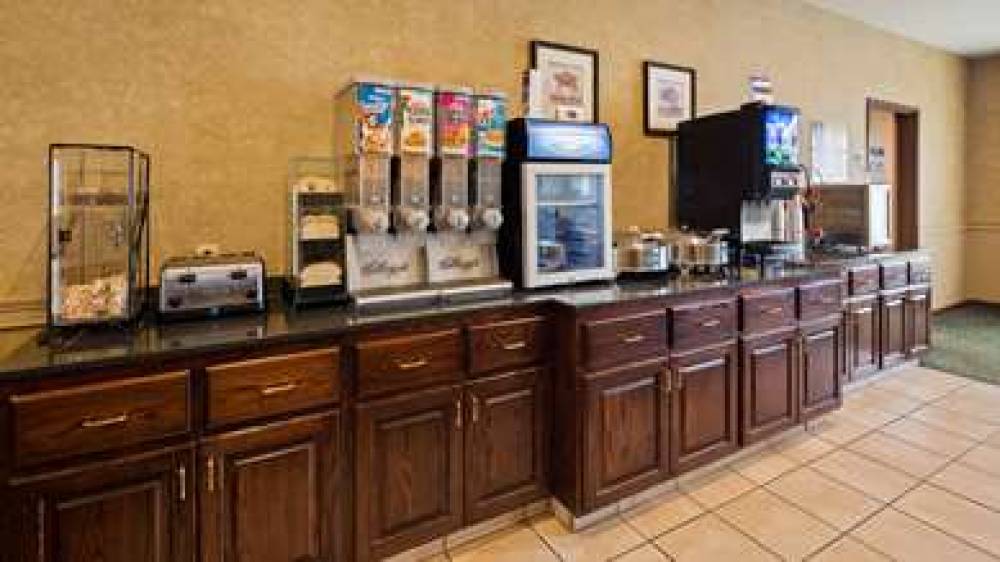 Best Western Penn-Ohio Inn & Suites 8