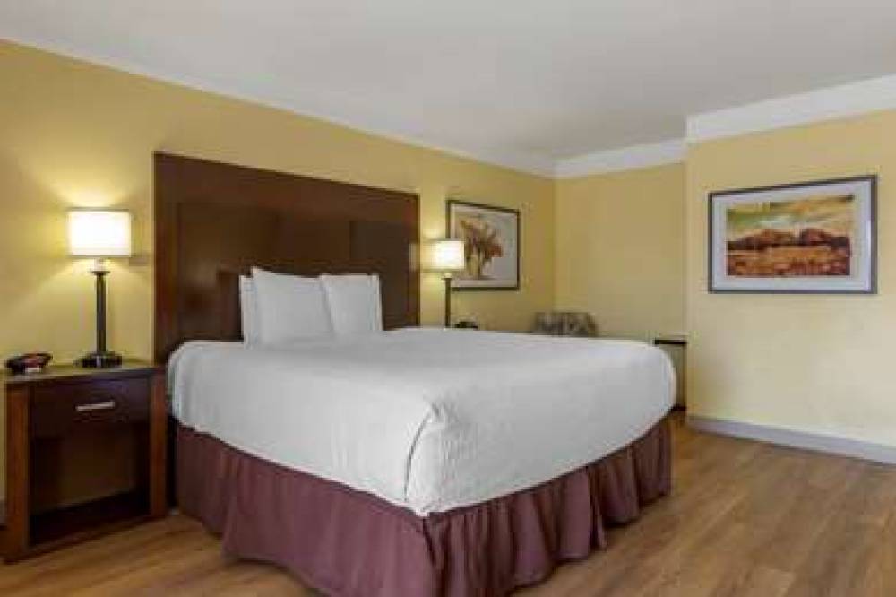 Best Western Phoenix Goodyear Inn 9