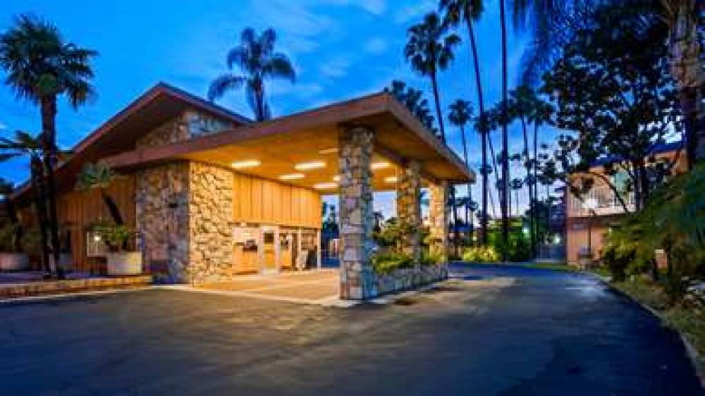 Best Western Pine Tree Motel 1