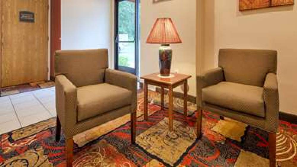 Best Western Plaza Hotel Saugatuck 10