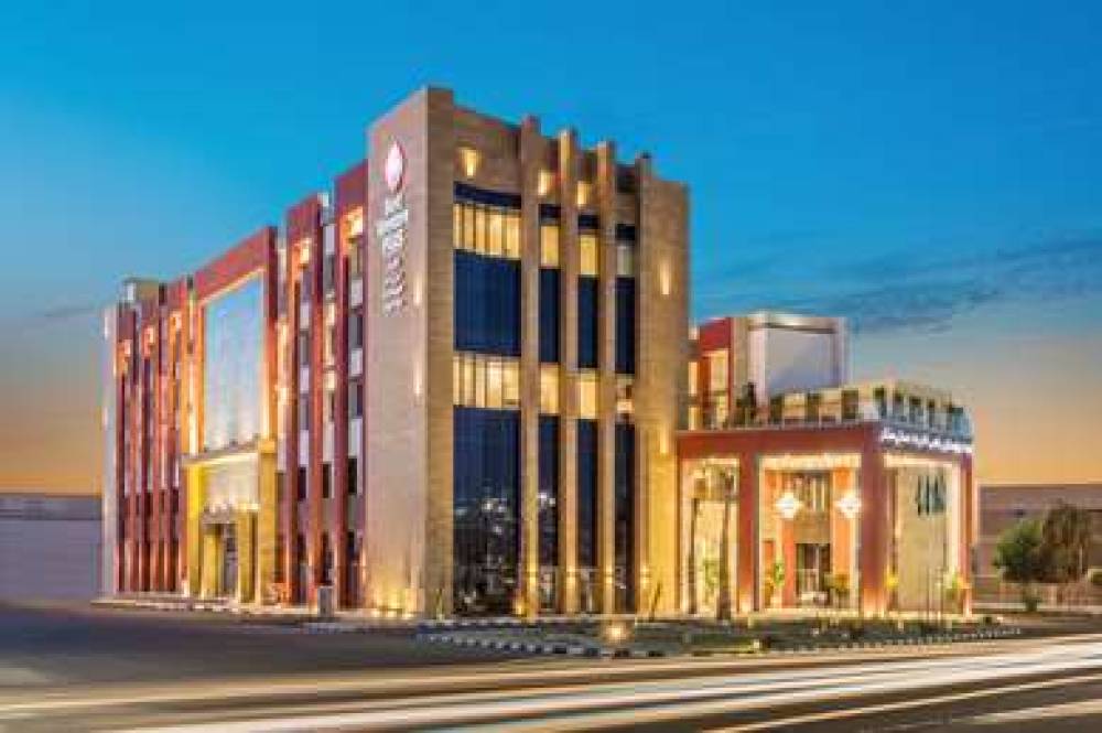 Best Western Plus Al Qurayyat City Center 2