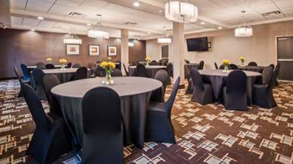 Best Western Plus Atrium Inn & Suites 3