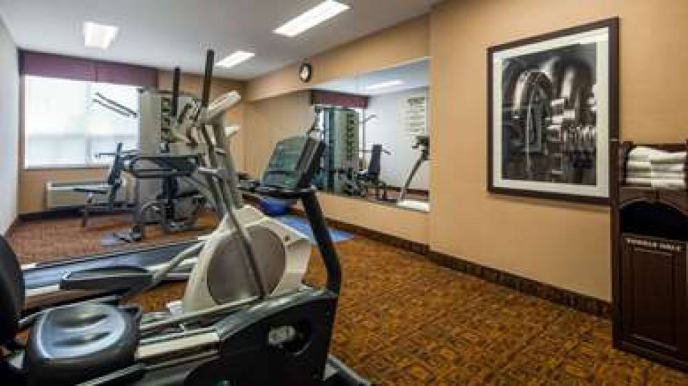 Best Western Plus Barrie 8