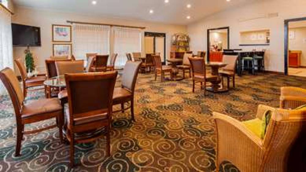 Best Western Plus Bessemer Hotel & Suites 10