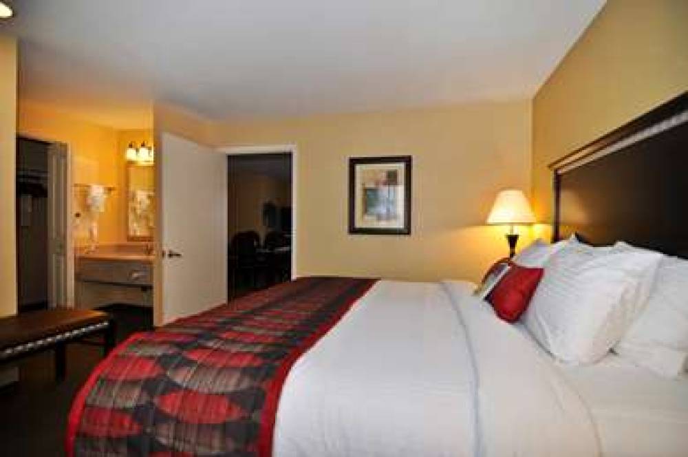 Best Western Plus Bessemer Hotel & Suites 6