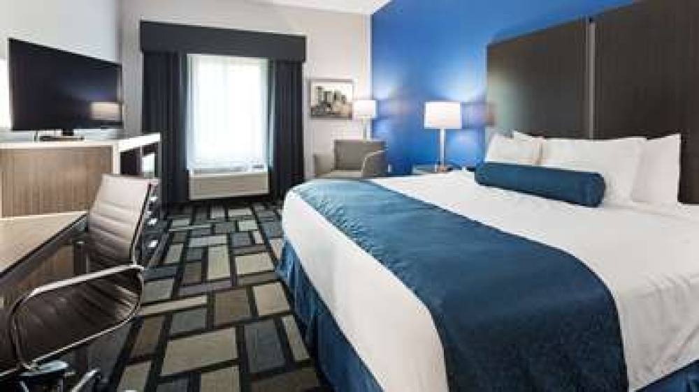 Best Western Plus Birmingham Inn & Suites 5