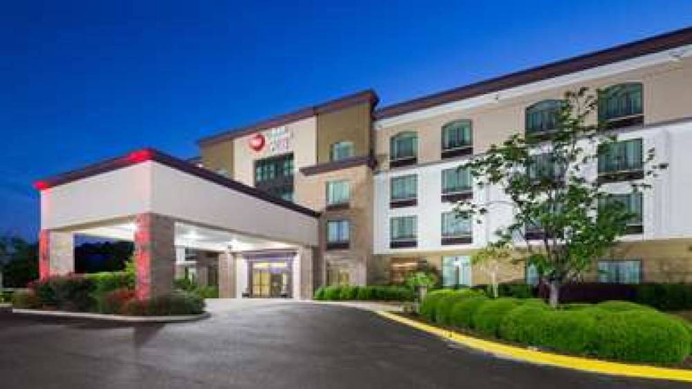 Best Western Plus Birmingham Inn & Suites 1