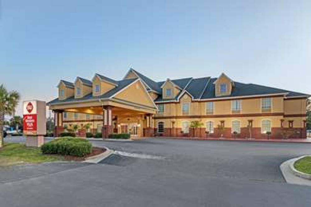 Best Western Plus Bradbury Inn & Suites 1