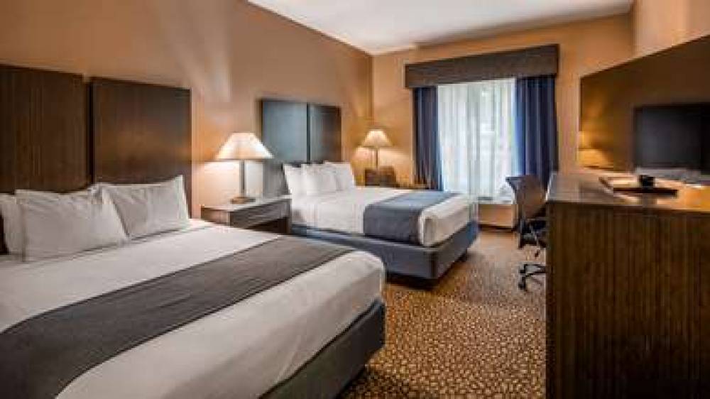 Best Western Plus Bradenton Hotel & Suites 4