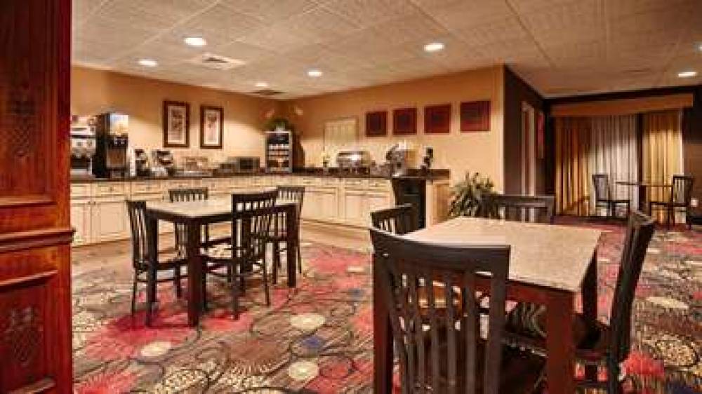 Best Western Plus Brandywine Inn & Suites 4