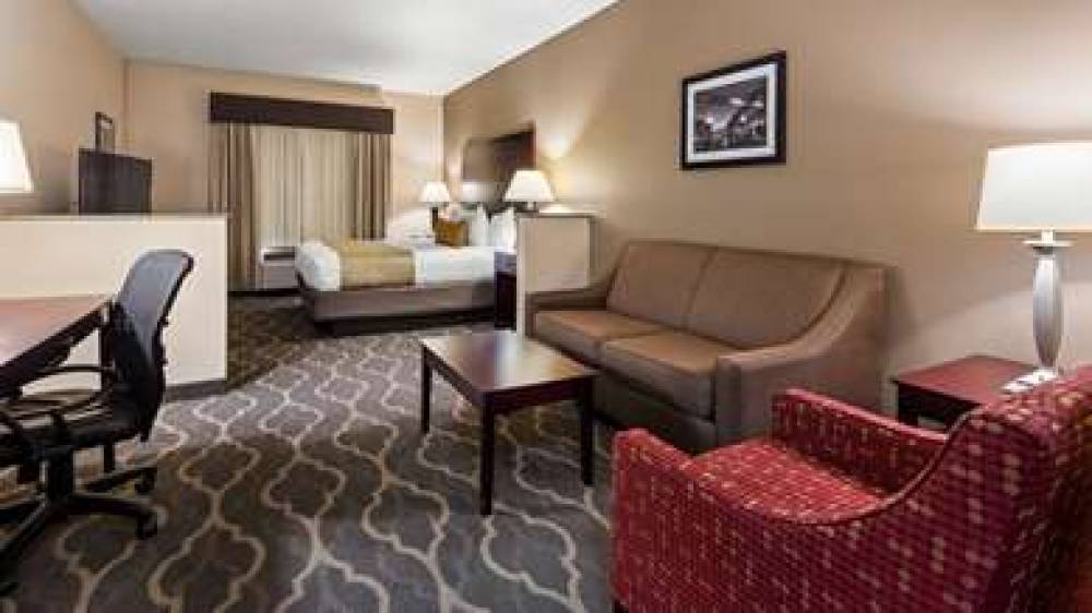 Best Western Plus Burleson Inn & Suites 6