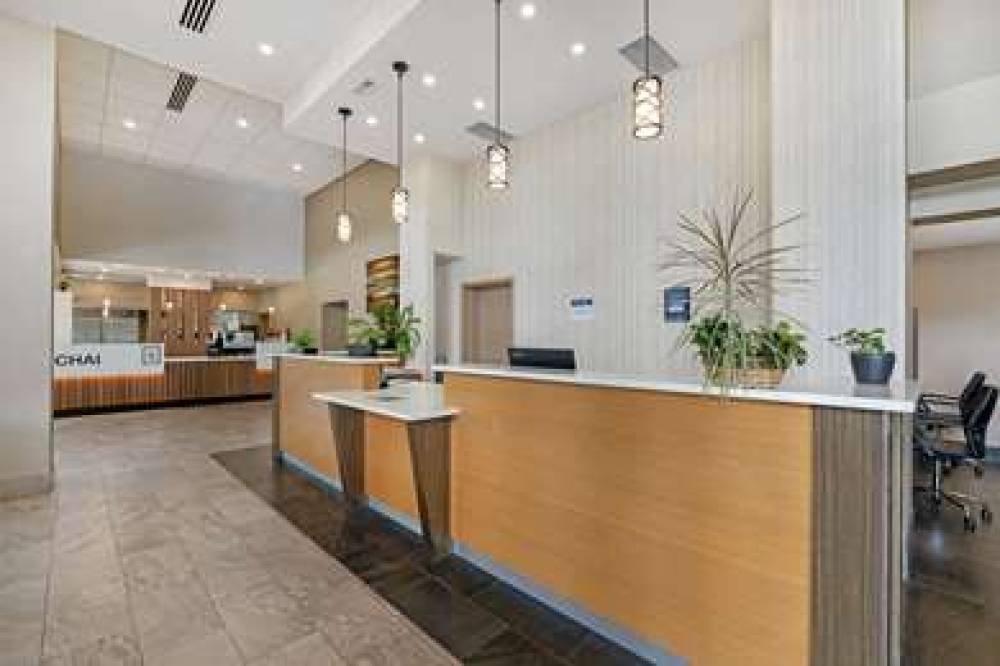 Best Western Plus Burnaby Hotel 3