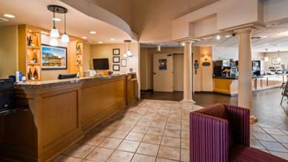 Best Western Plus Caldwell Inn & Suites 5