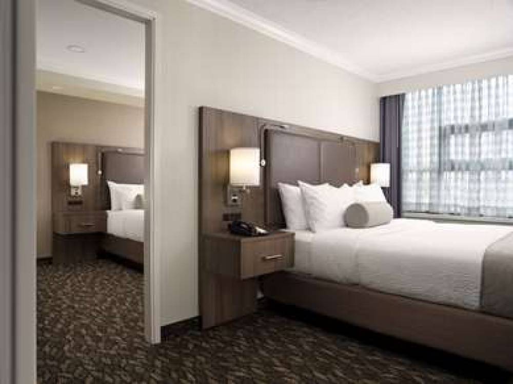 Best Western Plus Carlton Plaza Hotel 6