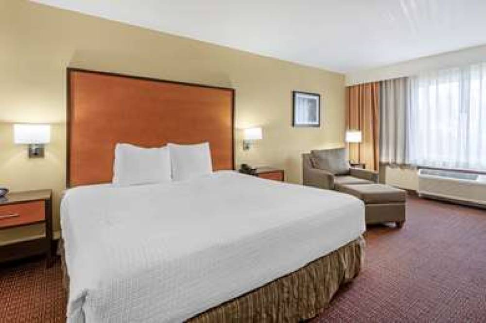 Best Western Plus Cascade Inn & Suites 10