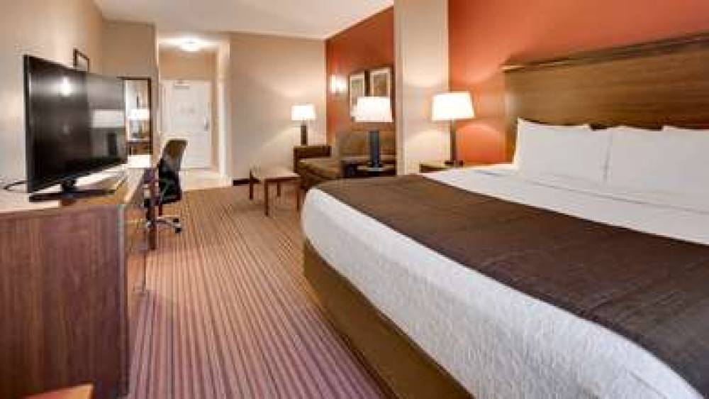 Best Western Plus Chandler Hotel & Suites 4