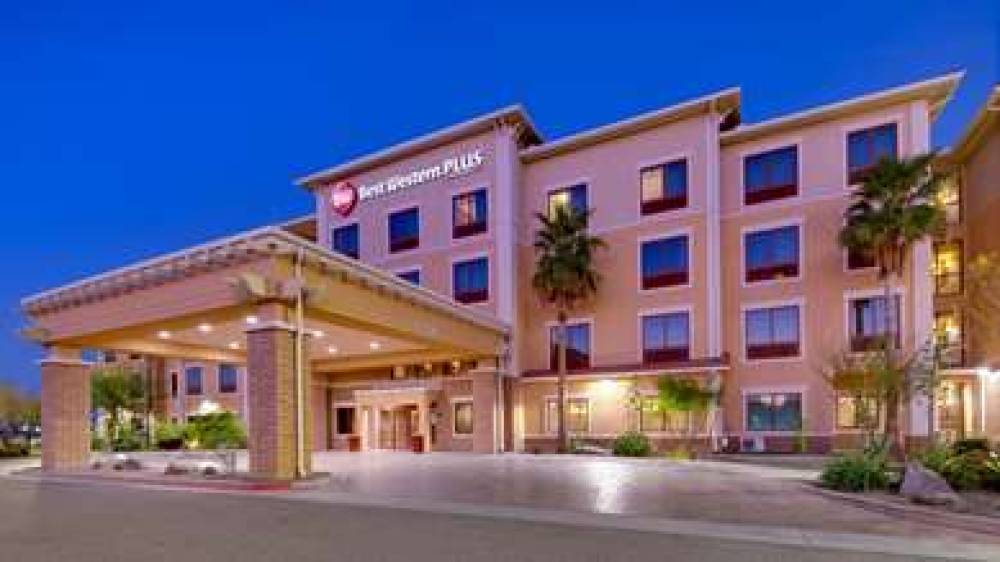 Best Western Plus Chandler Hotel & Suites 1