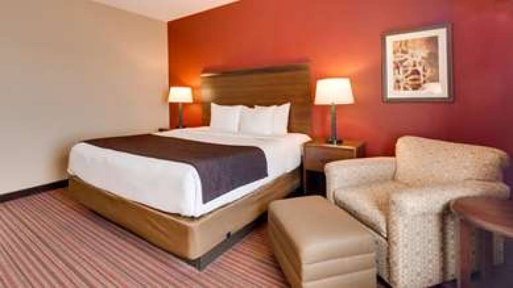 Best Western Plus Chandler Hotel & Suites 5