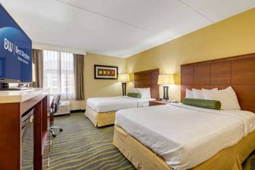 Best Western Plus Charlotte/Matthews Hotel 4