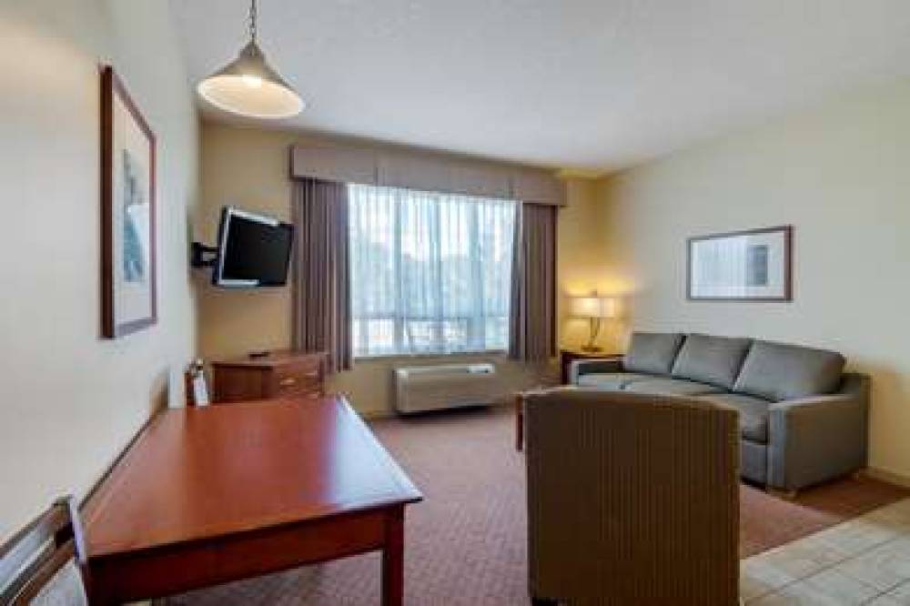 Best Western Plus Chemainus Inn 10