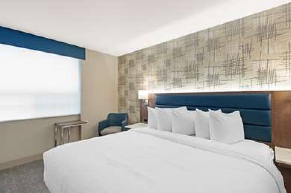 Best Western Plus City Centre Inn 9