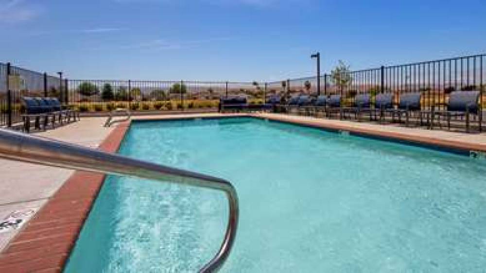 Best Western Plus Coalinga Inn 2