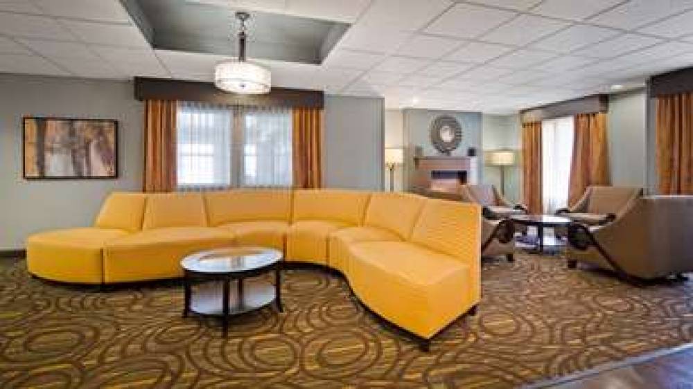 Best Western Plus Coldwater Hotel 4