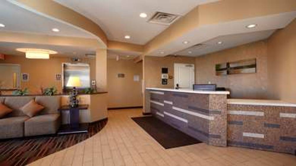 Best Western Plus College Park Hotel 4