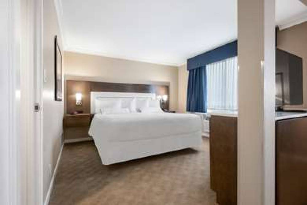 Best Western Plus Columbia River Hotel 2