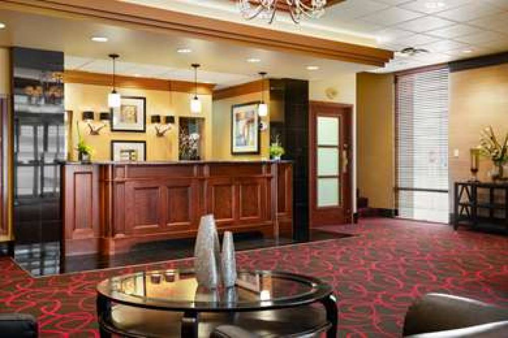 Best Western Plus Columbia River Hotel 4