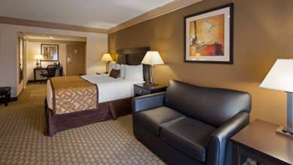 Best Western Plus Concordville Hotel 6