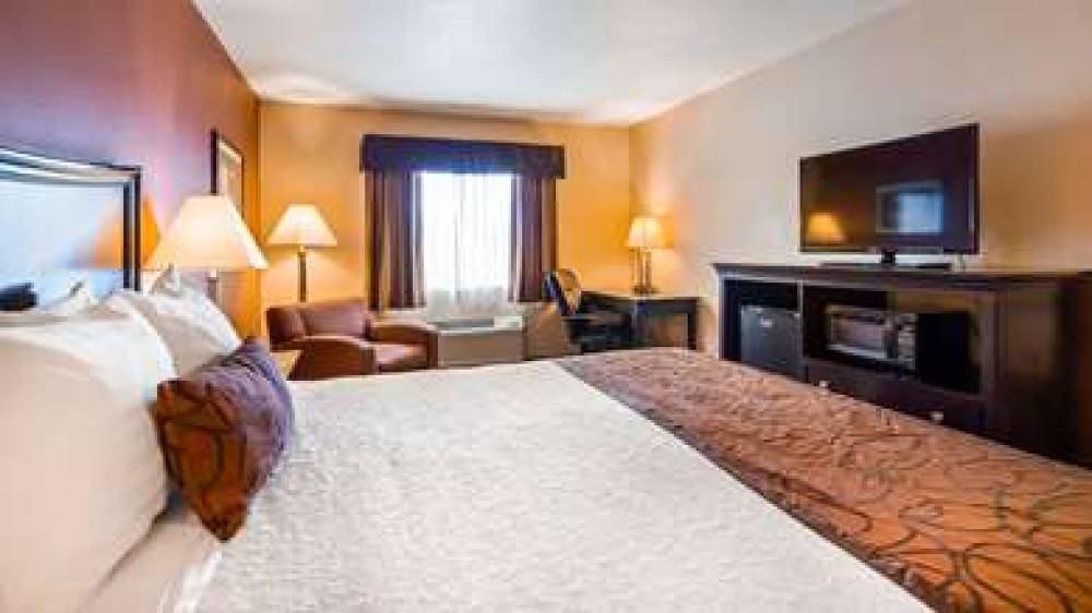 Best Western Plus Corning Inn 6