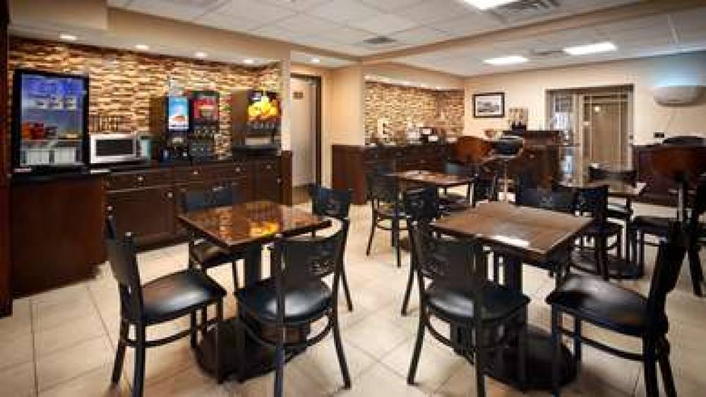 Best Western Plus Crawfordsville Hotel 4